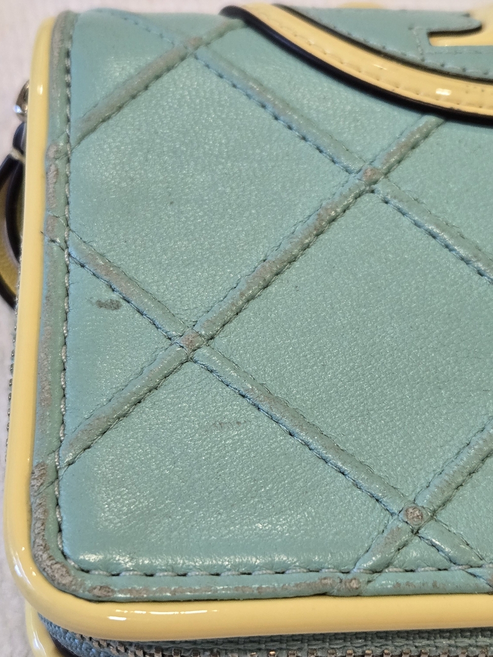 Tory Burch Quilted Aqua Leather Wallet - Picture 14 of 16